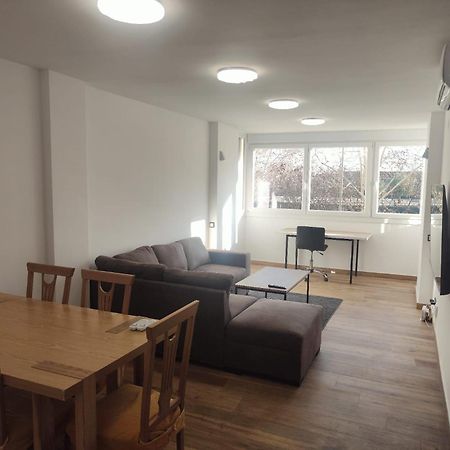 Apartament Lovely Flat Fira Barcelona Zewnętrze zdjęcie